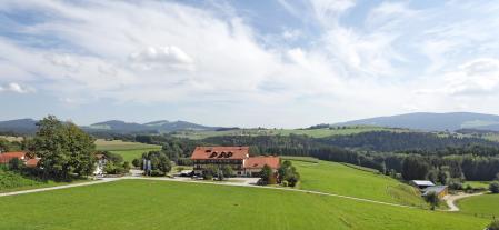Landrefugium Obermüller | 360 ° Glück | Wellnesshotel Bayerischer Wald | 4,5 Sterne
