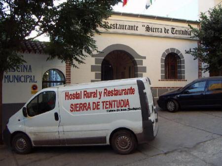 Hostal Restaurante Sierra de Tentudía Hostal Restaurante Sierra de Tentudía