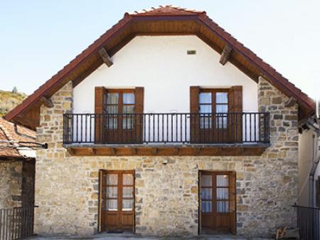 Casa Rural JUANGO I Y II Casa Rural JUANGO I Y II