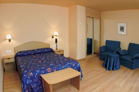 HOTEL VILLA DE AYERBE HOTEL VILLA DE AYERBE