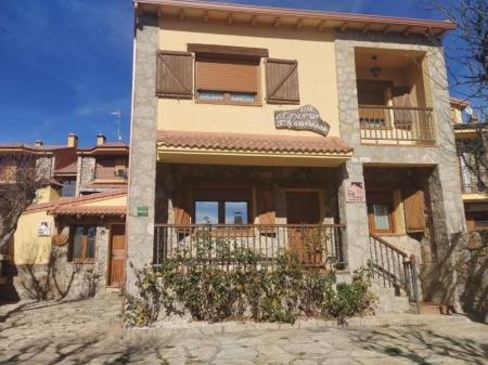 Tinao de Gredos Tinao de Gredos