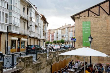 Apartamentos Los Zapatos Morados