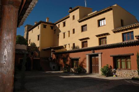 Restaurante y Casas Rurales. La Casa de las Médicas