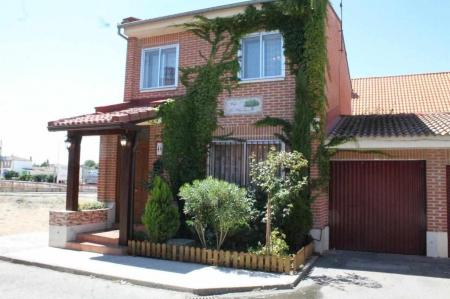 Holiday home (bungalow) Alojamiento de uso turístico La Olmedana Holiday home (bungalow) Alojamiento de uso turístico La Olmedana