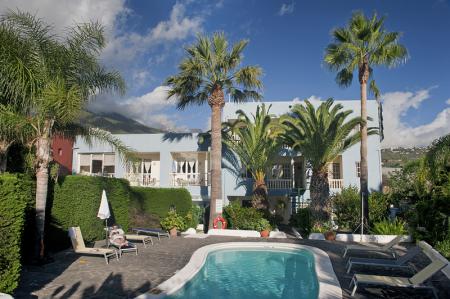 Apartamentos Adjovimar