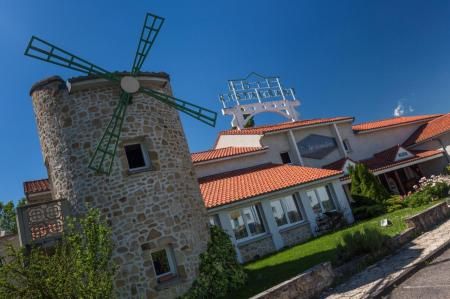 Hotel Logis Le Moulin Des Gardelles