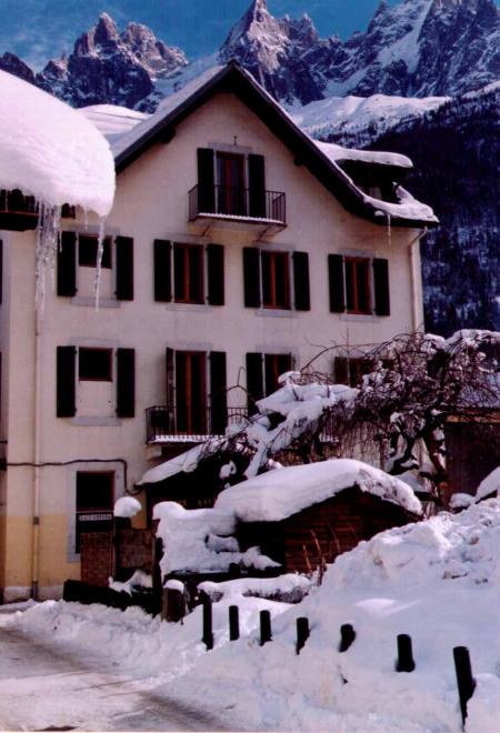 Cosmiques hôtel, bar, coffee-shop - Centre Chamonix Cosmiques hôtel, bar, coffee-shop - Centre Chamonix