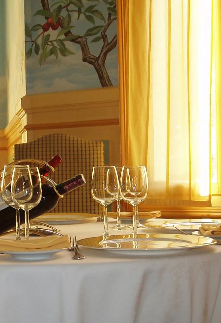 Pub / restaurant HOTEL-RESTAURANT L'ARBOUSIER_winter Pub / restaurant HOTEL-RESTAURANT L'ARBOUSIER_winter