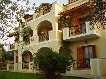 Kavos Psarou Villas
