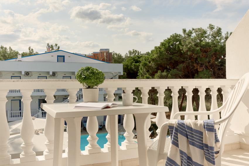 Kazaviti Hotel &Apartments