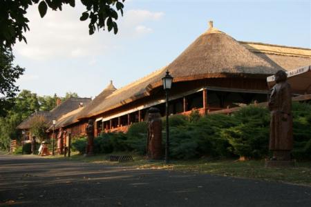 Csárda (bezárt) Csárda (bezárt)