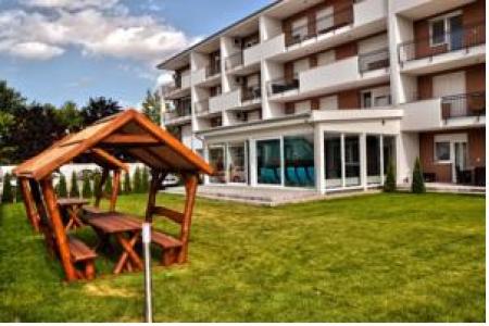 Royal Luxus Wellness Apartman