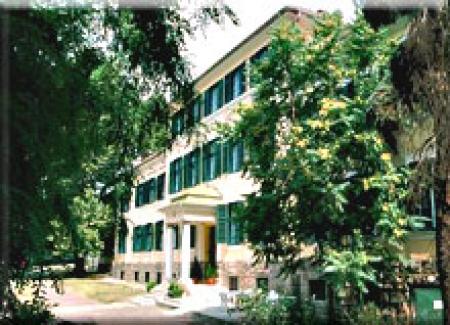 Mater Salvatoris Conference Center and Retreat House