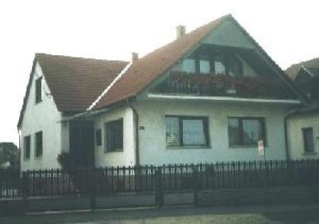 Póczáné Vendégszobái