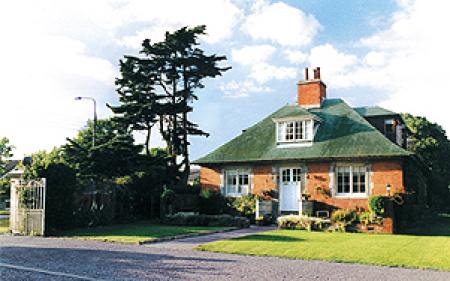 South Lodge South Lodge