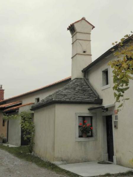 Grad Štanjel - galerija in turizem