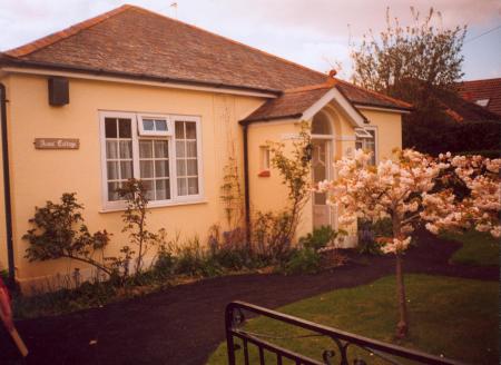 Cockle Warren Cottage Hotel