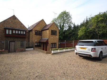 Harpenden House Serviced Apartments
