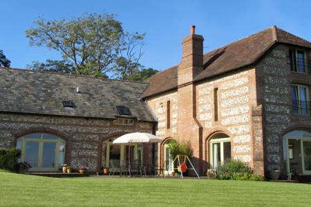 Lodge Farmhouse