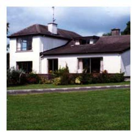 Wentworth Country House