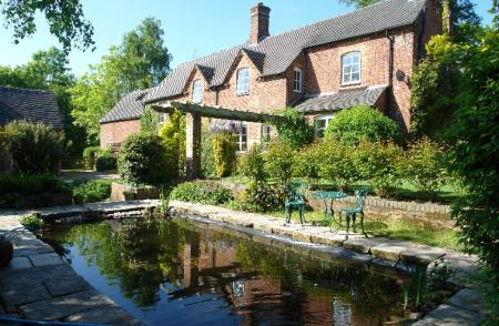 Bed & Breakfast Lintwood Farmhouse B&B_winter Bed & Breakfast Lintwood Farmhouse B&B_winter