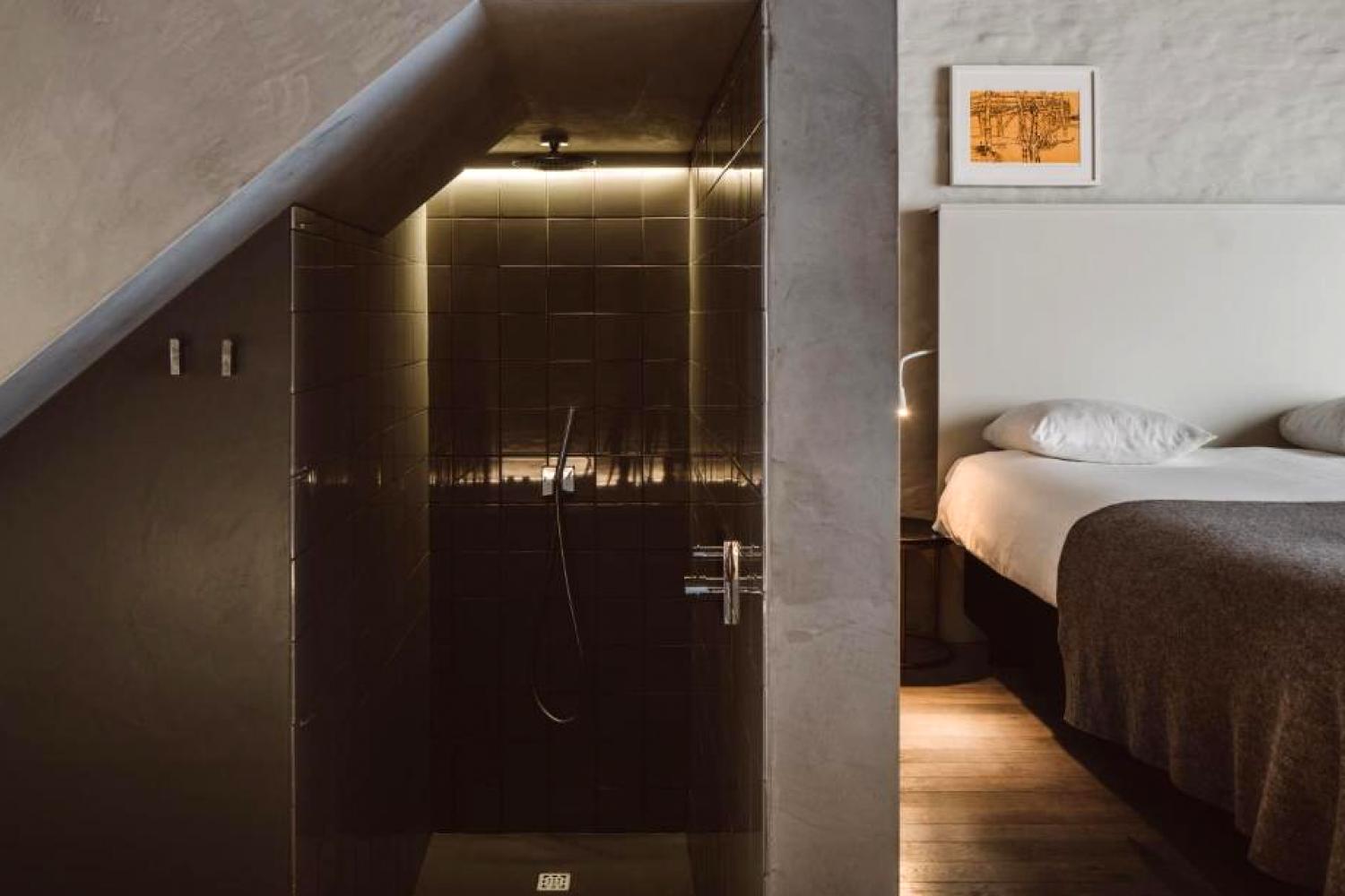 Hotel 3