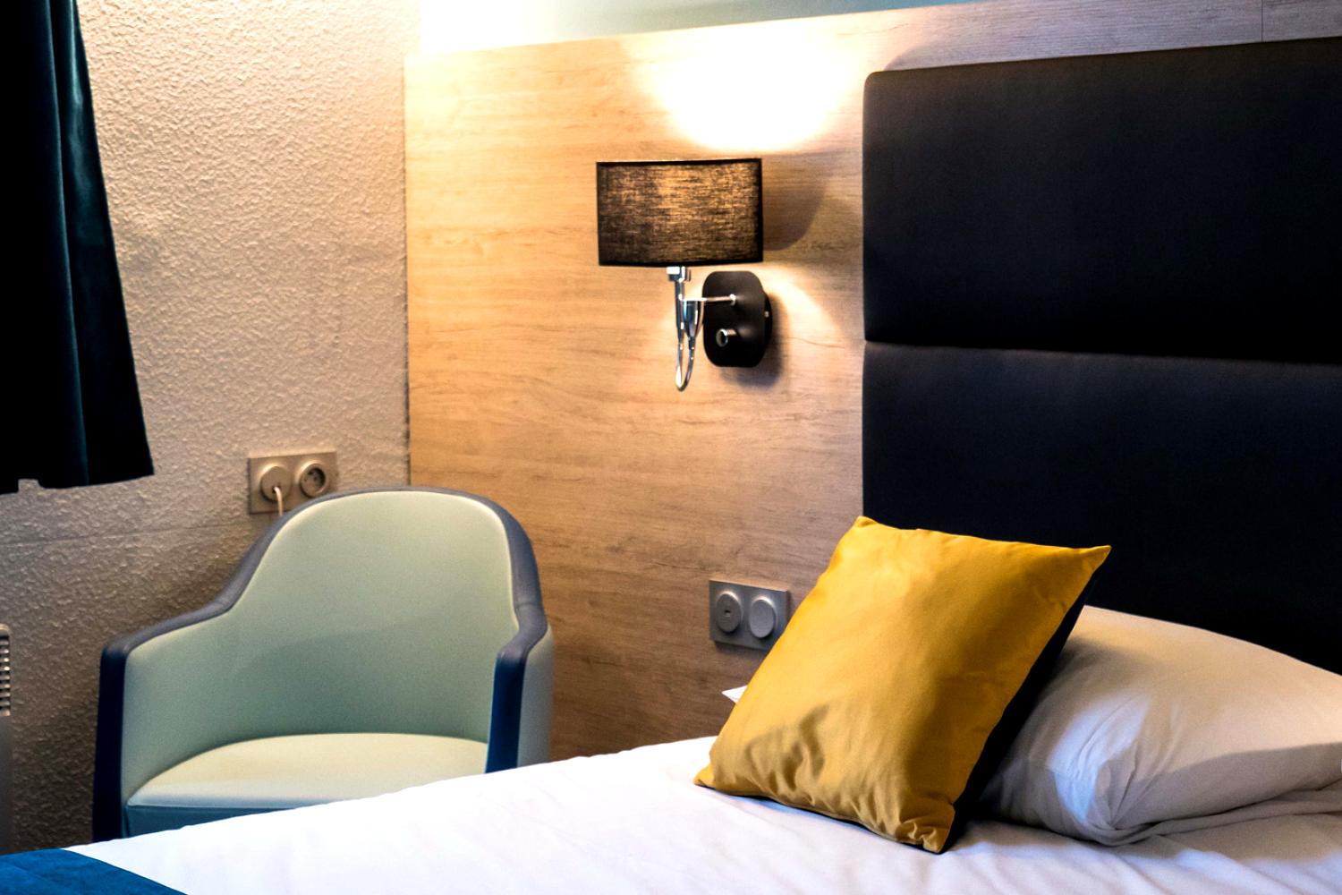 Brit Relay Hotel Du Vern - Landivisiau