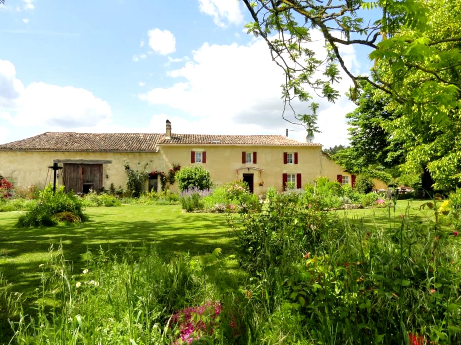 La Ferme aux Fleurs La Ferme aux Fleurs