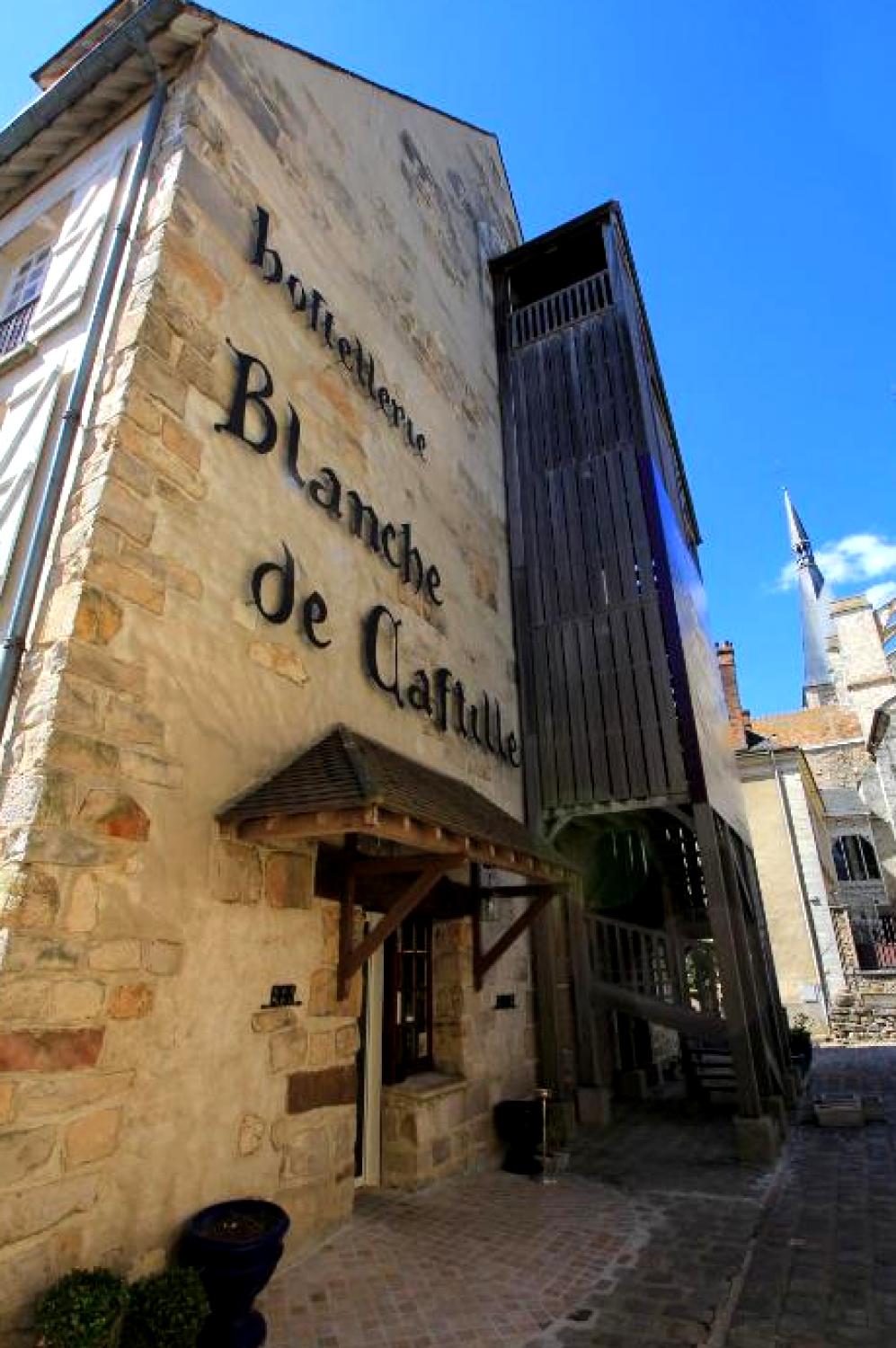 HOTEL BEST WESTERN BLANCHE DE CASTILLE HOTEL BEST WESTERN BLANCHE DE CASTILLE