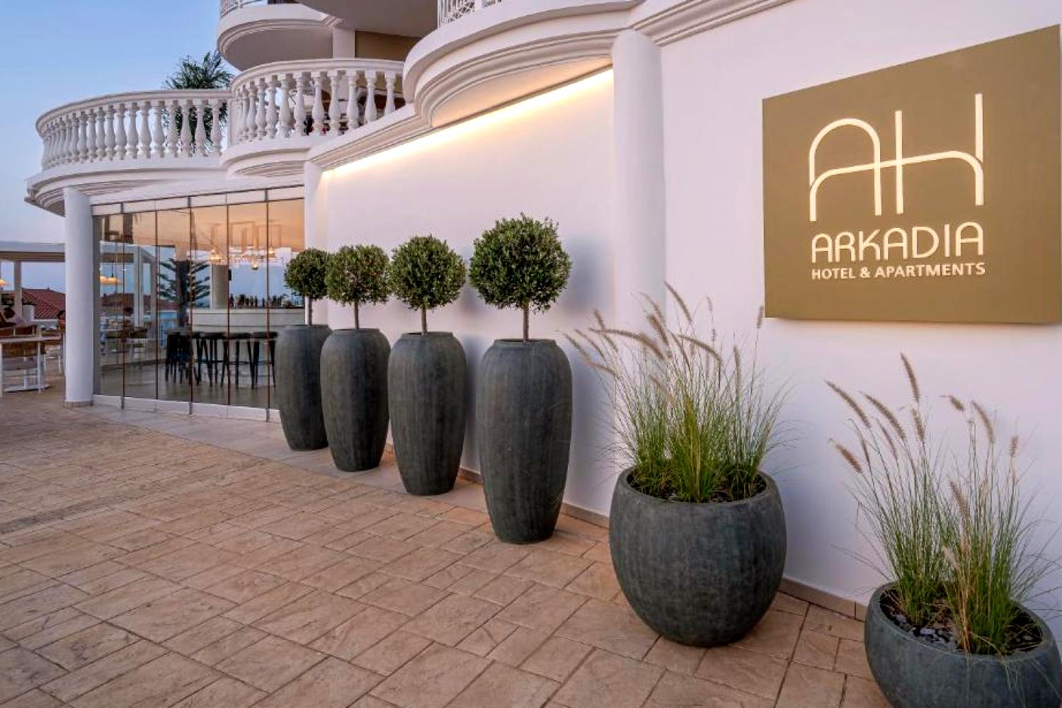 Arkadia Luxury Hotel Apartments