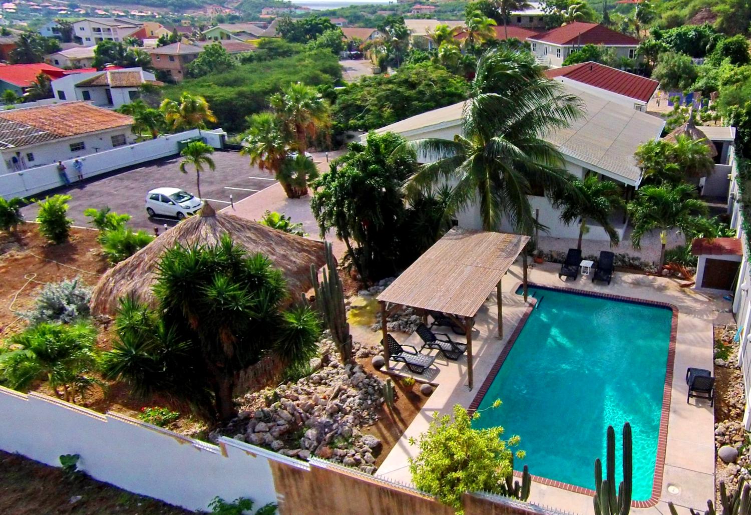 Bantopa Apartments and Villas