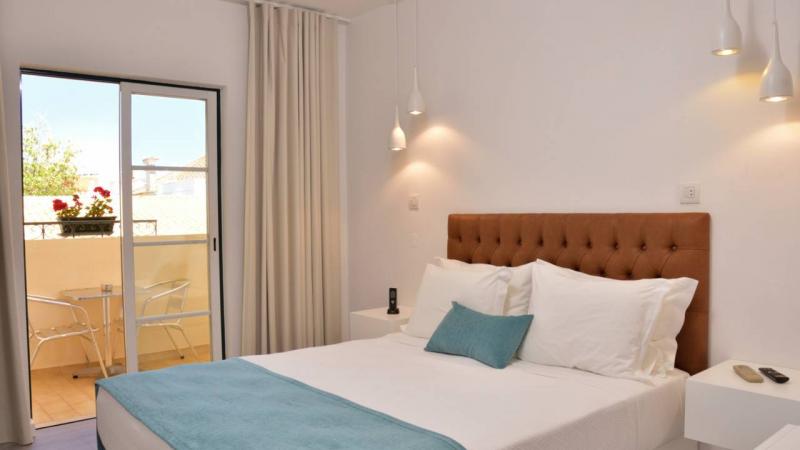 Hotel 3