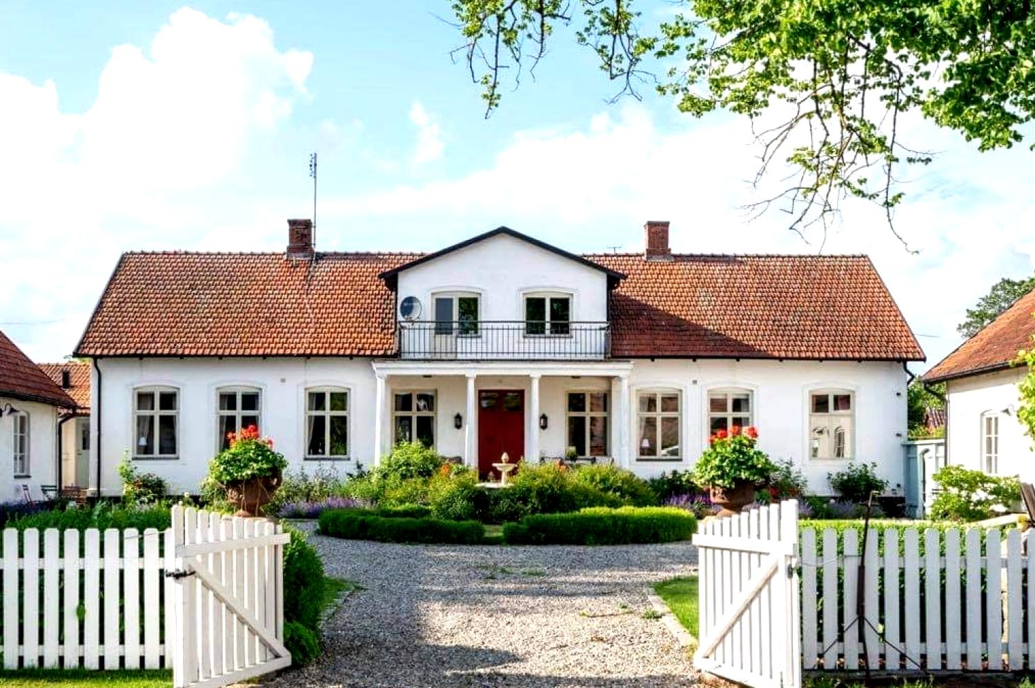 Svabesholms Kungsgård Bed & Breakfast