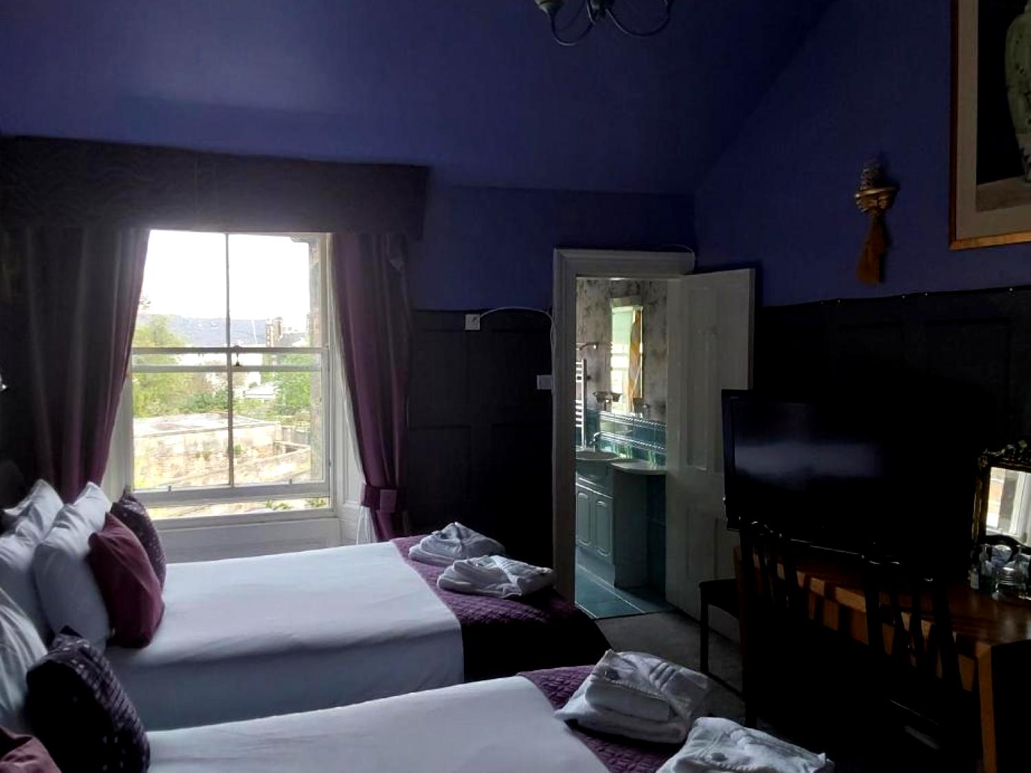 East Claremont Guest House