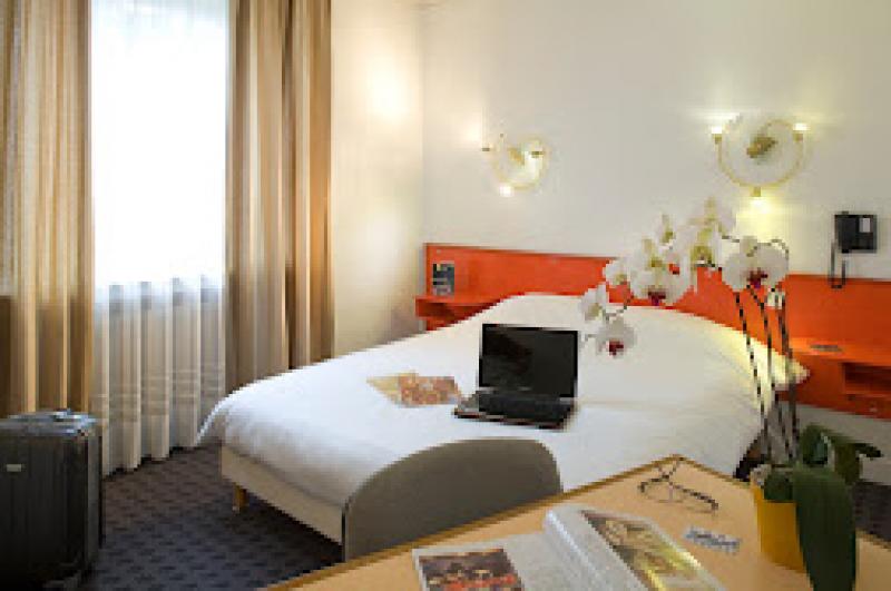 Hotel 3