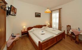 Hotel Bayerischer Hof Bahnhofstr.29