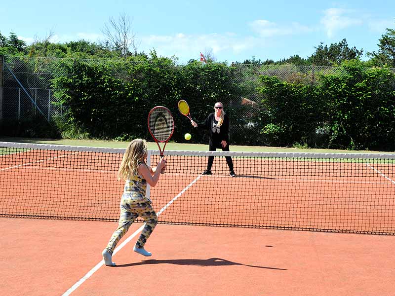 tennis.jpg
