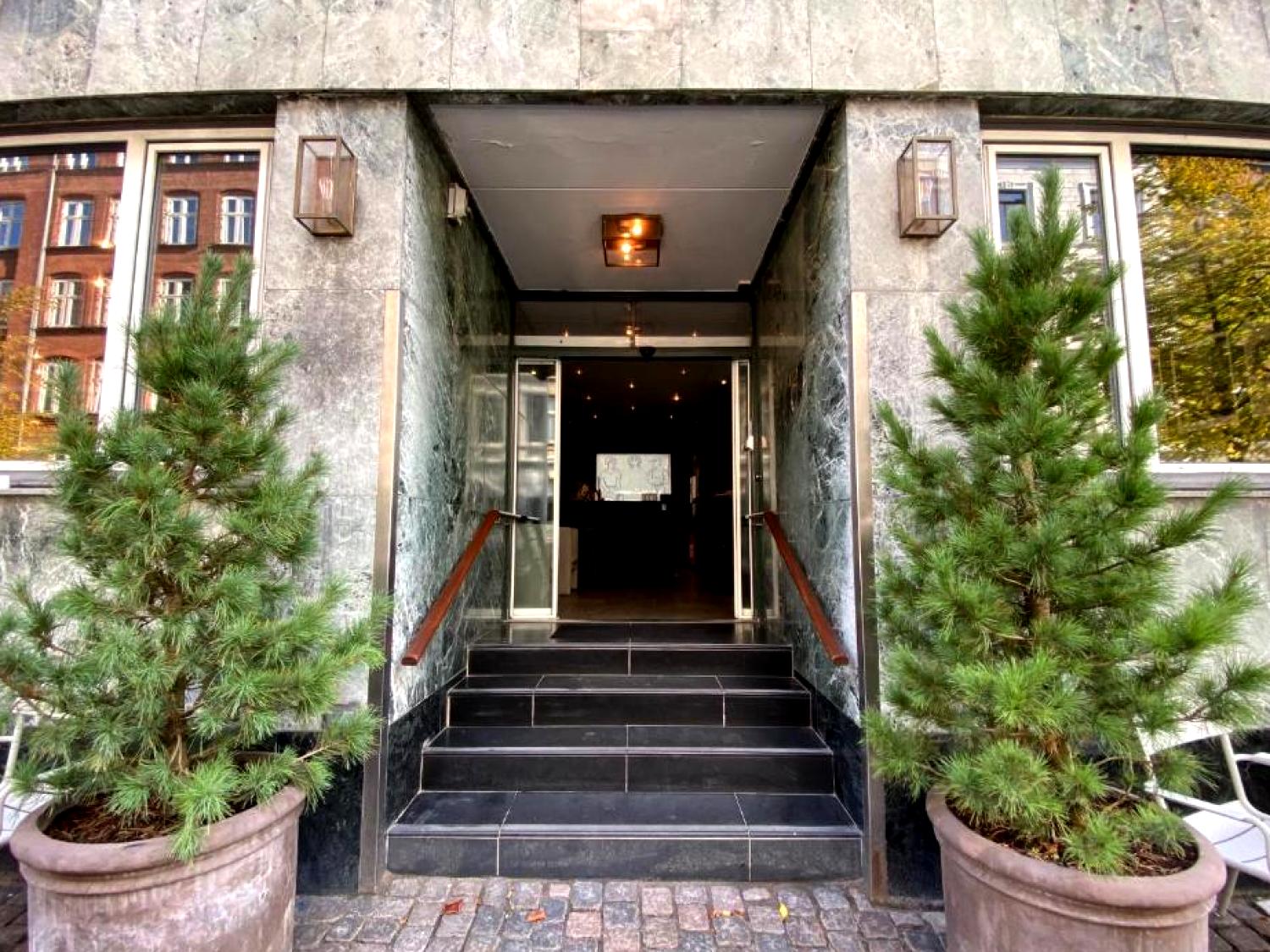 Hotel Maritime
