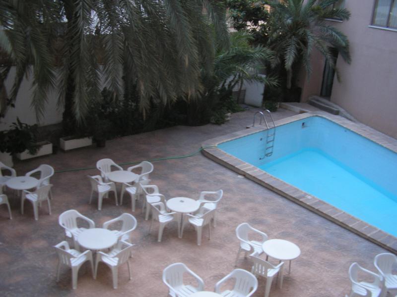 HOTEL PISCINA.JPG
