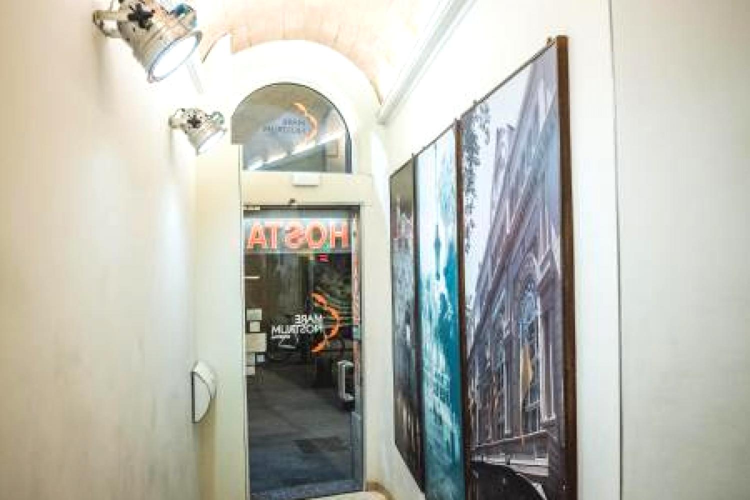 Mare Nostrum Hostal
