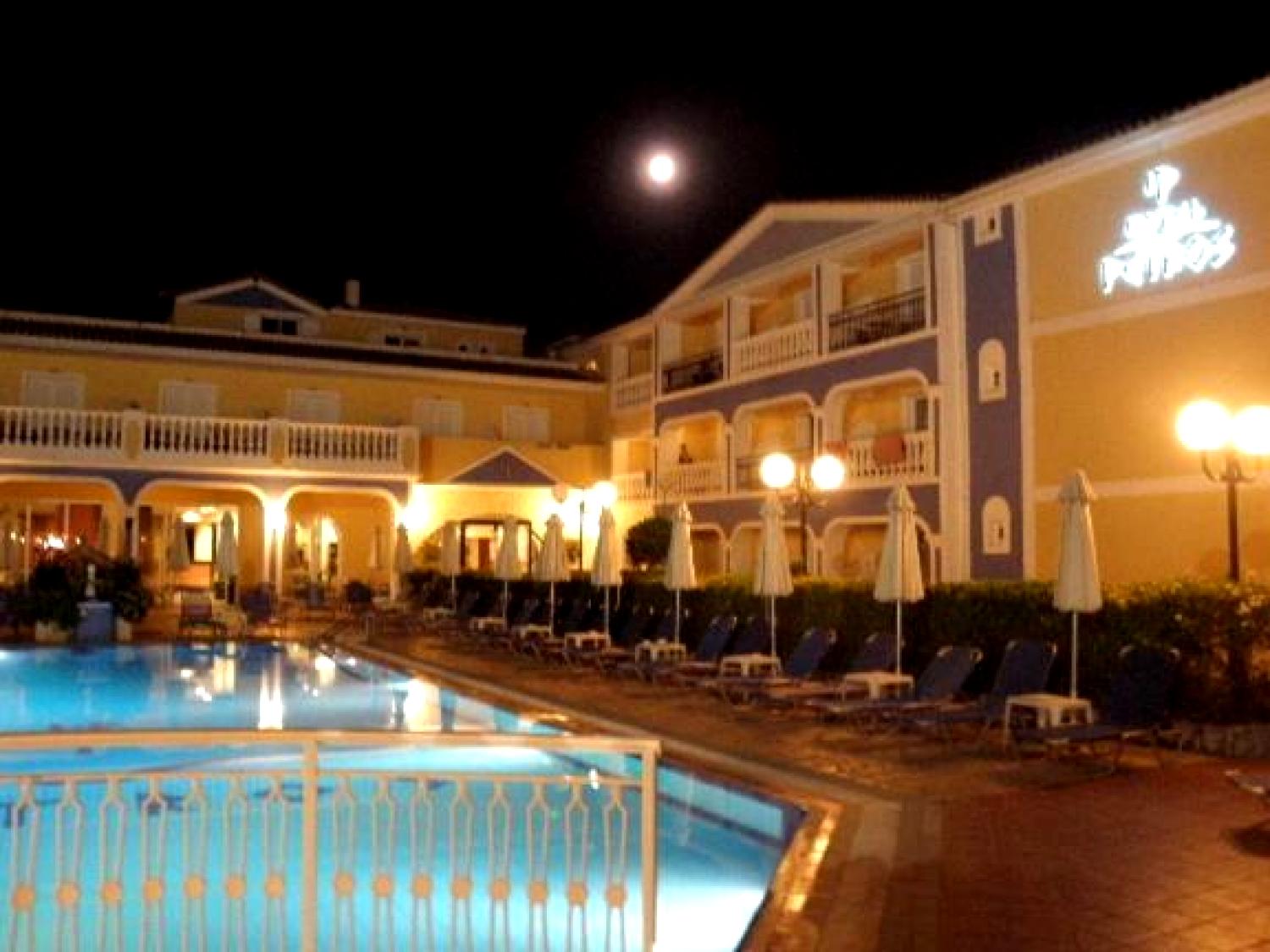 Hotel Petros