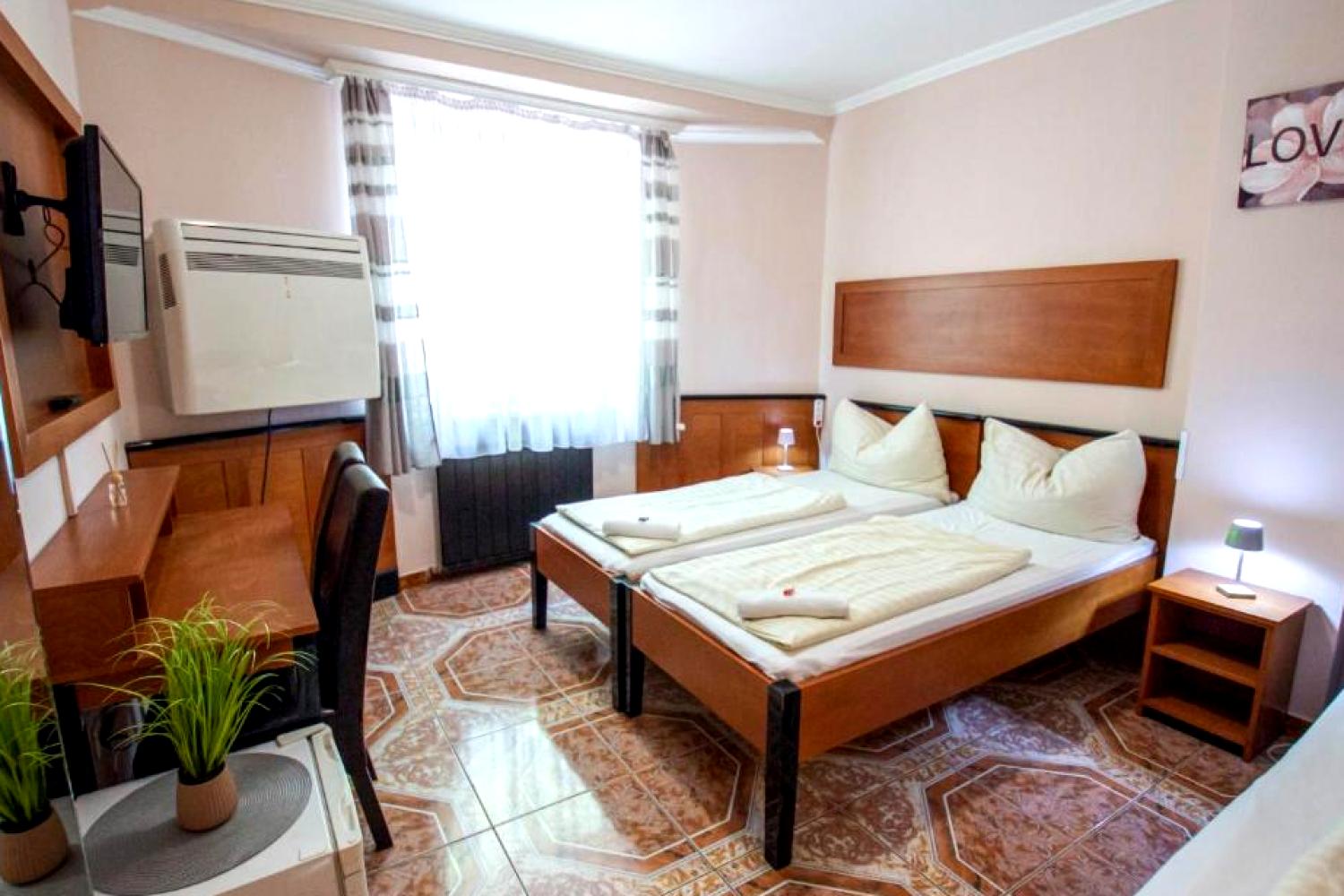 Bed & Breakfast / Pensione 3