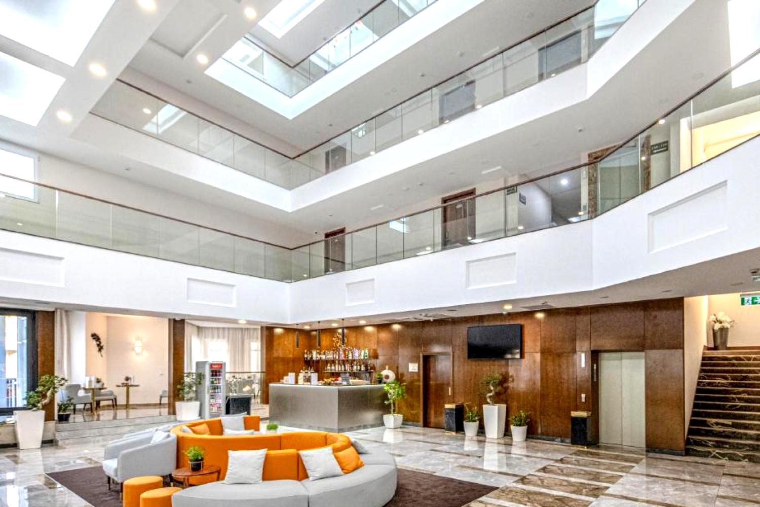 Willis Hotel**** Business & Wellness Willis Hotel**** Business & Wellness