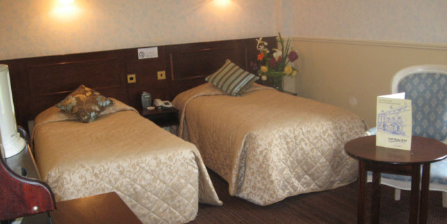 clubhouse1.jpg