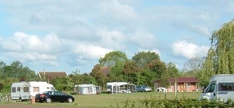 Leuke-kleine-Camping-.jpg
