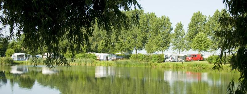 kamperen-betuwe-eiland-van-maurik.jpg