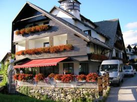 Hotel 3