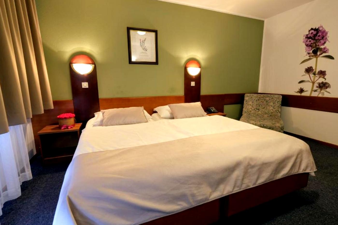 Hotel Hotel