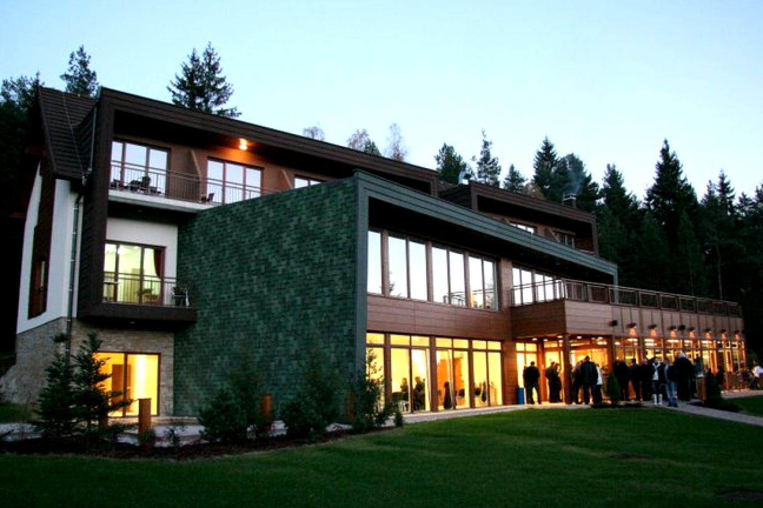 Hotel 3