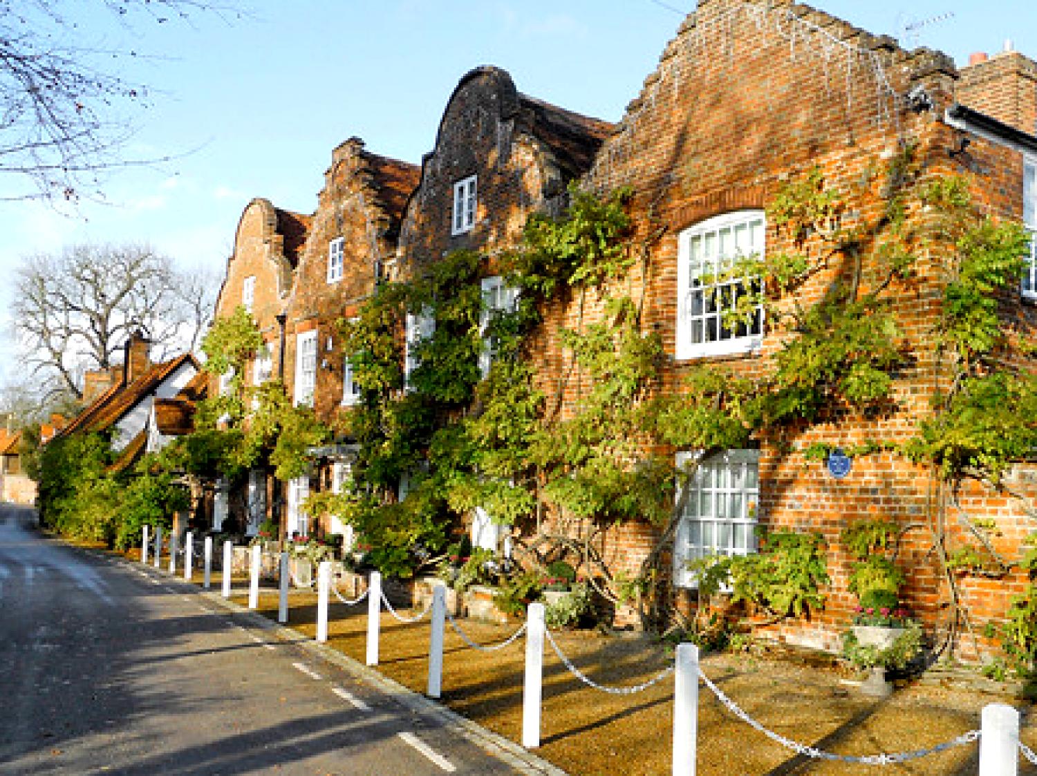Oakwood Bed and Breakfast Heathrow Oakwood Bed and Breakfast Heathrow